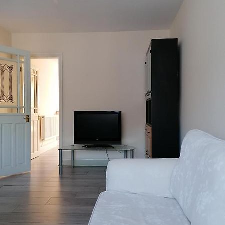 Chantilly Apartment Ickenham Exterior photo